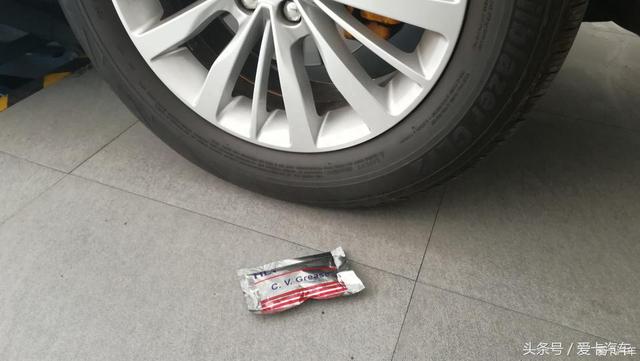 出现不定时异响，众泰T600半轴球笼加油！