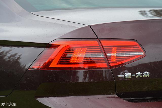 巩固标杆地位 试驾新款一汽-大众迈腾