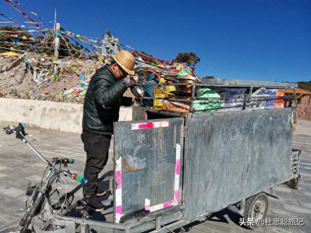 汉EV耗电22爬上红拉山垭口，遇到牛人改装增程式电三轮游全国