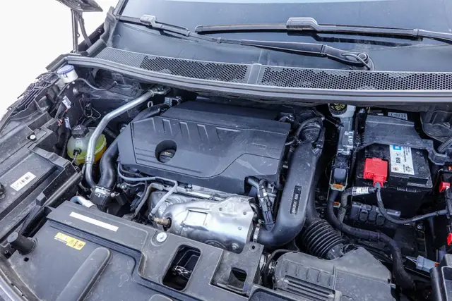 1.8T+8AT，这台前驱SUV也能玩冰上漂移，你敢信？