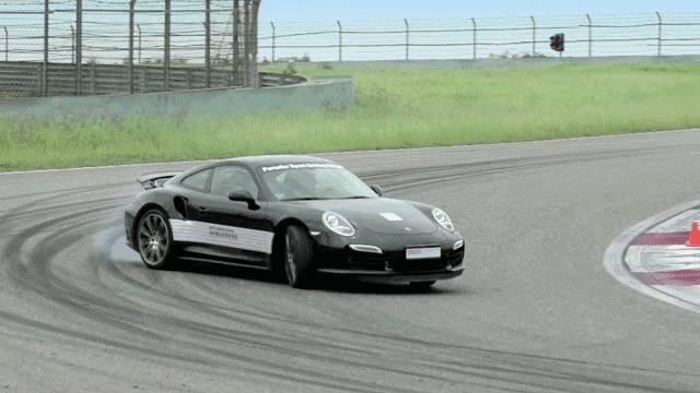 方向盘为什么会自动回正？你想过其中的原因吗？