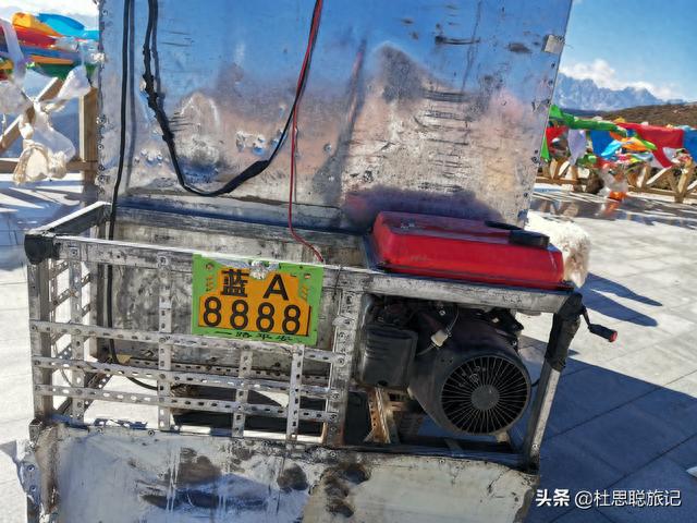 汉EV耗电22爬上红拉山垭口，遇到牛人改装增程式电三轮游全国