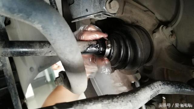 出现不定时异响，众泰T600半轴球笼加油！