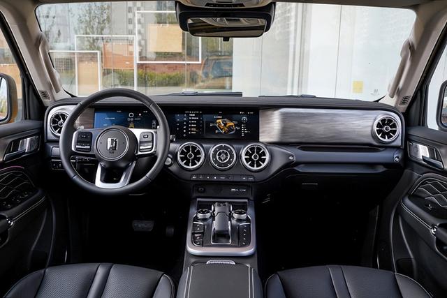 实拍坦克300边境限定版与BUXUS联名纯电越野自行车