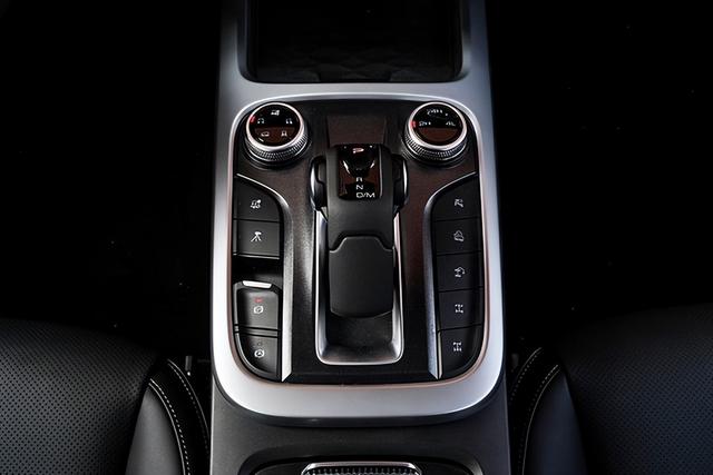 实拍坦克300边境限定版与BUXUS联名纯电越野自行车