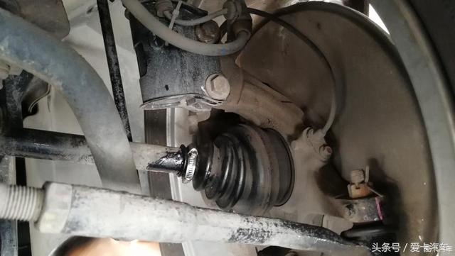 出现不定时异响，众泰T600半轴球笼加油！