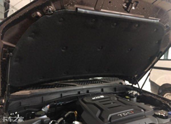 强有力的品牌支撑，家用皮卡主流水准，江铃域虎7好开又省心