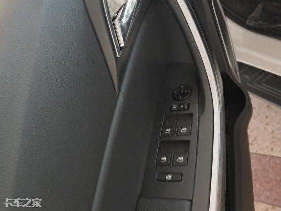 强有力的品牌支撑，家用皮卡主流水准，江铃域虎7好开又省心