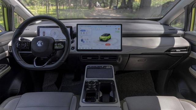 秋冬自驾游必选SUV是它？评测合创Z03潮酷版