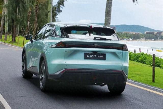 试驾｜长安深蓝S7：面面俱到，藏有惊喜