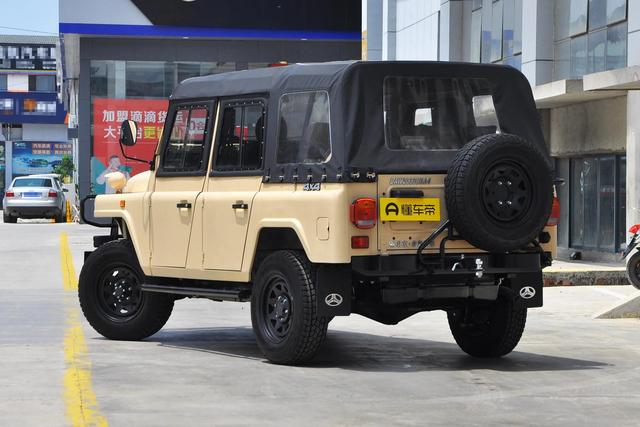 情怀老车BJ212，除了越野适合家用吗？