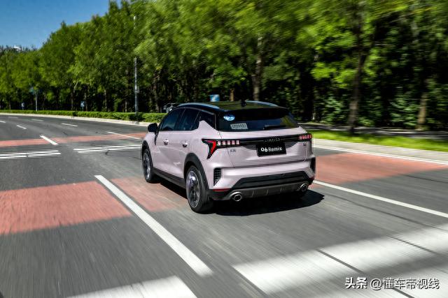 新车｜小改款变化不大？三缸换四缸就足够了！试驾领克06 Remix版