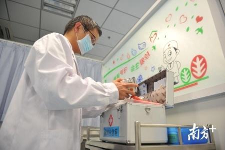 美！春运“多彩制服”已“配齐”，你何时回家找“佩奇”？