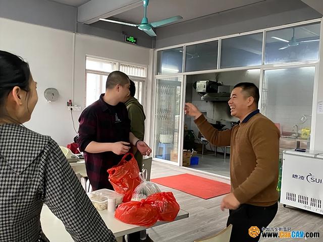 一套曼琴音响听十年不换，二手雷诺车主为什么那么执着？