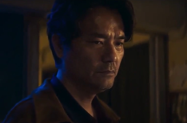 林家栋的《手卷烟》：落魄古惑仔倒卖金钱龟，港片复兴有望