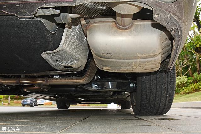 巩固标杆地位 试驾新款一汽-大众迈腾