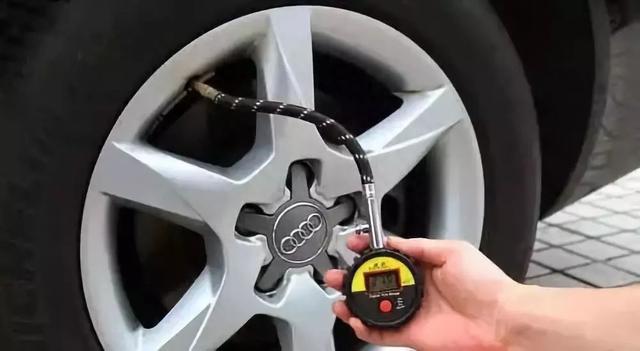 方向盘为什么会自动回正？你想过其中的原因吗？