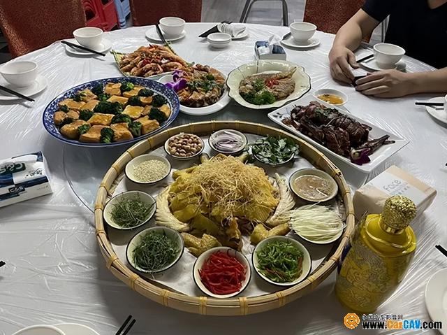 一套曼琴音响听十年不换，二手雷诺车主为什么那么执着？