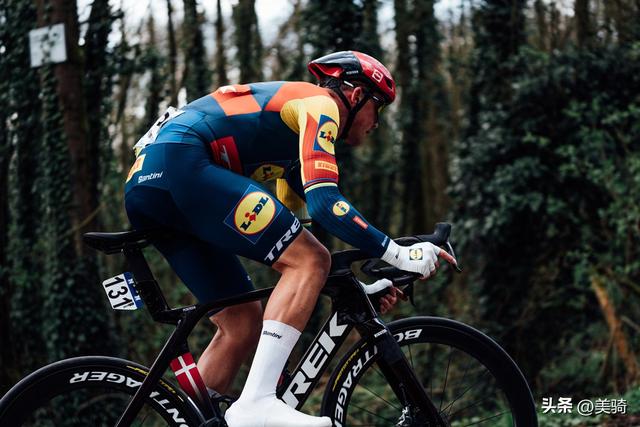 好虎架不住群狼 佩德森赢得2024根特-韦弗尔海姆