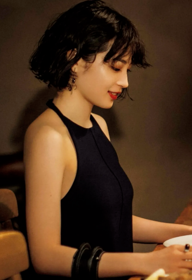 日本最美女星Top3-广濑铃，人间尤物，人美身材好，美女图写真集