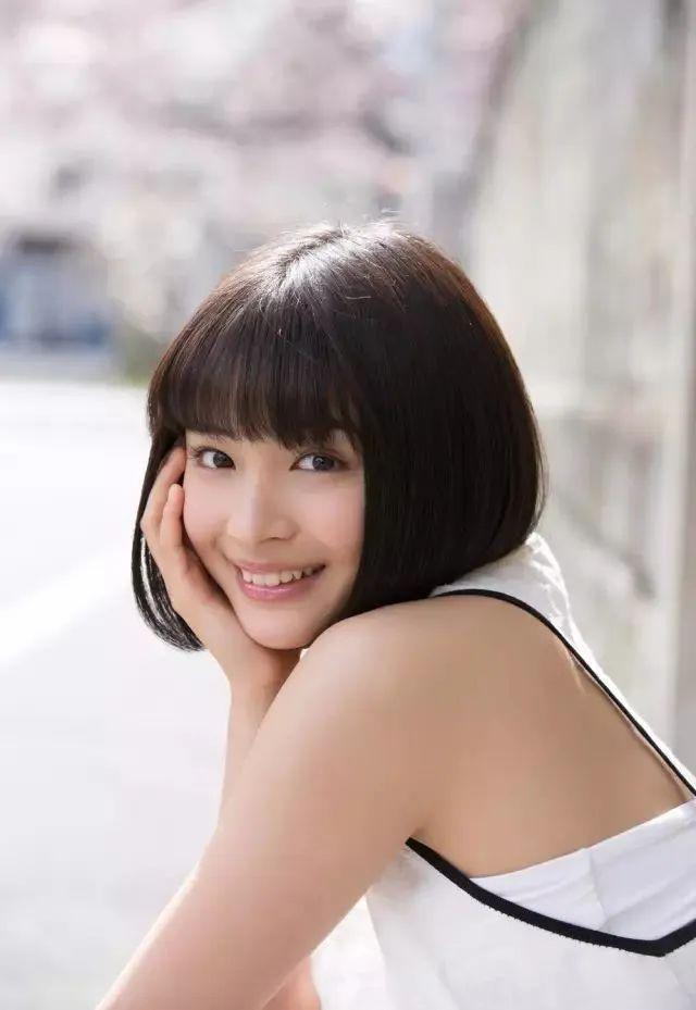 日本最美女星Top3-广濑铃，人间尤物，人美身材好，美女图写真集