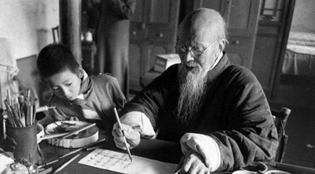 齐白石：他的虾为什么能值9个亿，看完我服了