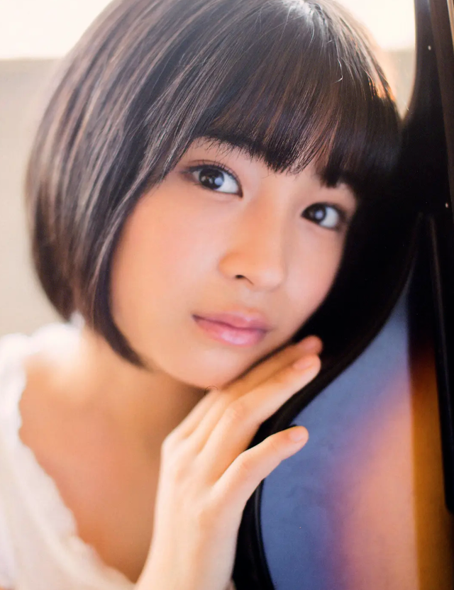 日本最美女星Top3-广濑铃，人间尤物，人美身材好，美女图写真集