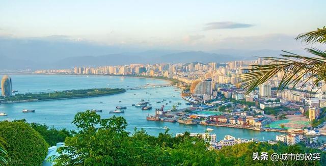 2024楼市风起云涌！三亚房价何去何从？该趁低买入还是高位抛出？