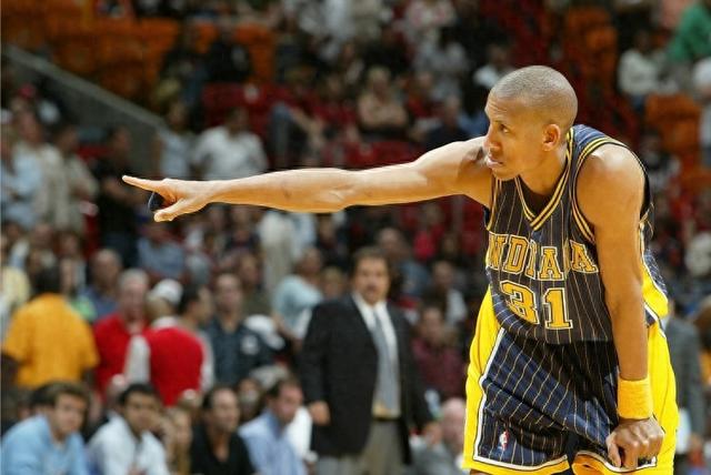 
					</div>
					<div   date-time=