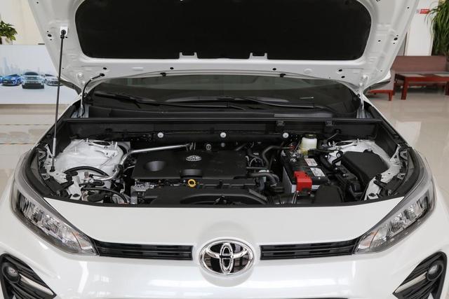 标配自动驻车，起售价17.18万，丰田威兰达深度点评