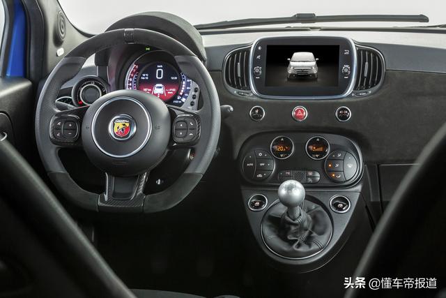 新车｜180马力手动钢炮，还能选敞篷版！菲亚特595了解一下